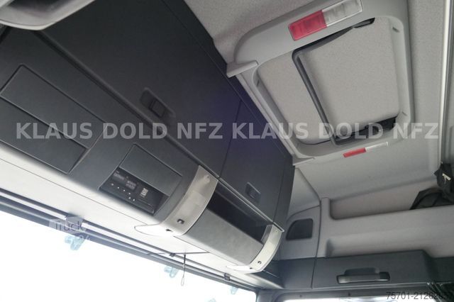 Fourgon porte-voitures MAN TGL 8.250 geschloss. Autotransp. Moetefindt