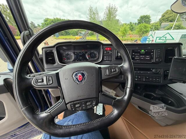 Standartinis vilkikas SCANIA R560 6X2-2