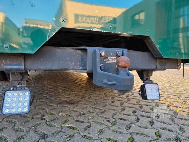 Camion pentru transport bovine MERCEDES-BENZ Atego 1229