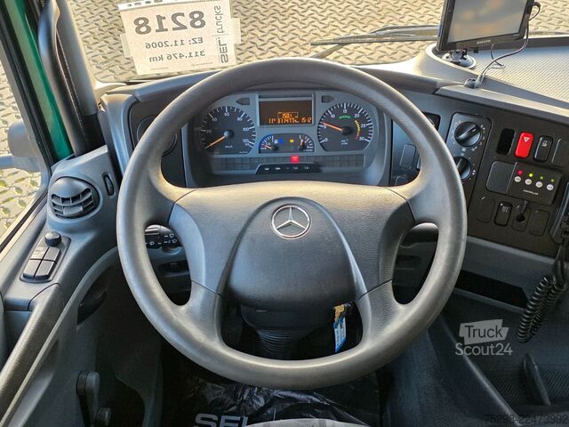 Camion pentru transport bovine MERCEDES-BENZ Atego 1229
