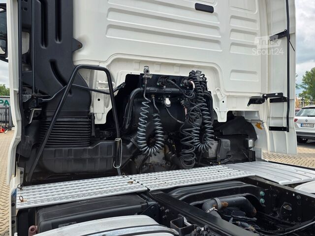 Cap tractor standard MAN TGX 18.460 4X BLS / Retarder