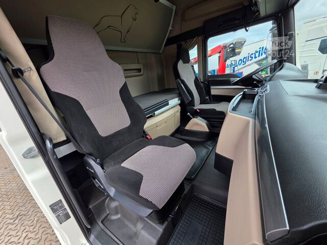 Cap tractor standard MAN TGX 18.460 4X BLS / Retarder