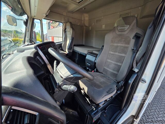 Autocamion transport băuturi IVECO Stralis 420 | Ldbw | Lenkachse | Liftachse