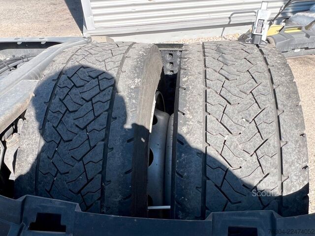 Cap tractor voluminos DAF XG 480 FT LD
