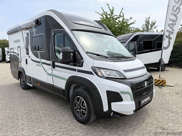 Puoliksi integroitu matkailuauto CHAUSSON X640 Exclusive Line ~ NEUHEIT bei CHAUSSON