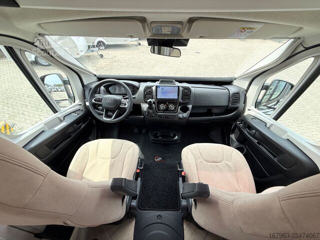 Puoliksi integroitu matkailuauto CHAUSSON X640 Exclusive Line ~ NEUHEIT bei CHAUSSON