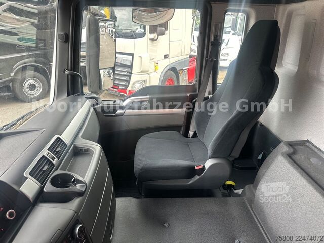 Kuorma-autoon asennettu nosturi MAN TGS 26.440 Baustoff Hiab XS177 K Lenk Navi