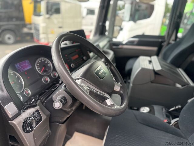Kuorma-autoon asennettu nosturi MAN TGS 26.440 Baustoff Palfinger PK 18001L Lenk