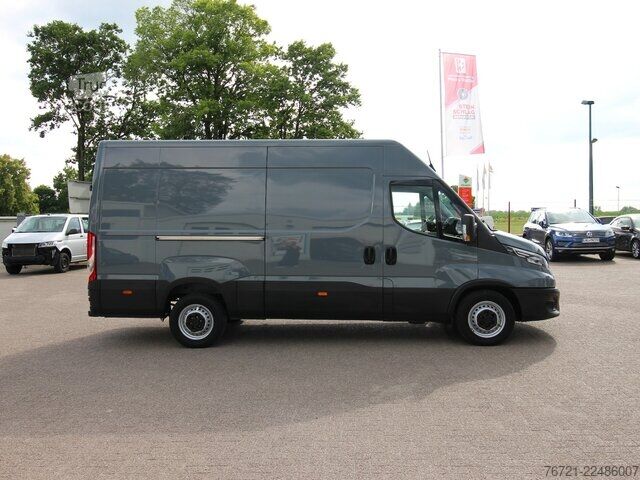 Furgon Iveco Daily 35 S 16 Hi-Matic 2.3 NAVI+LED+KAMERA+270°TÜREN+ACC