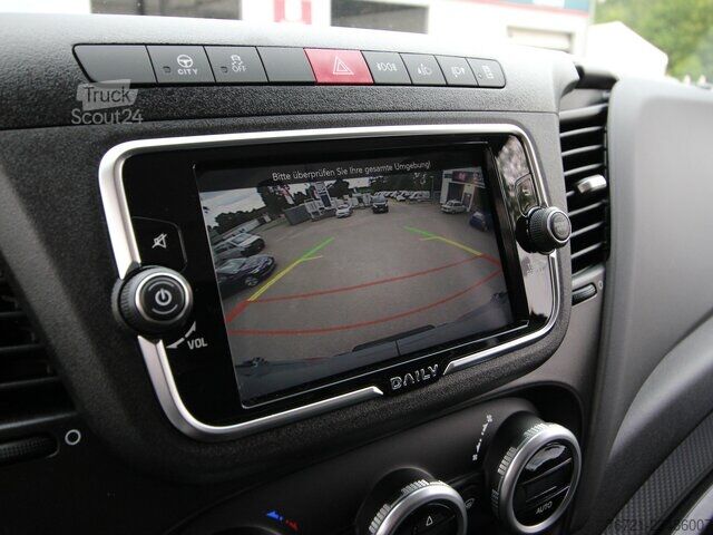 Furgon Iveco Daily 35 S 16 Hi-Matic 2.3 NAVI+LED+KAMERA+270°TÜREN+ACC