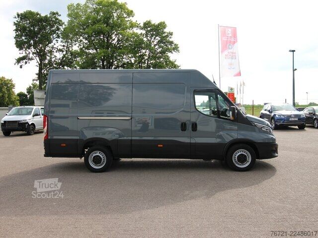 Furgon Iveco Daily 35 S 16 Hi-Matic 2.3 NAVI+LED+KAMERA+270°TÜREN+ACC