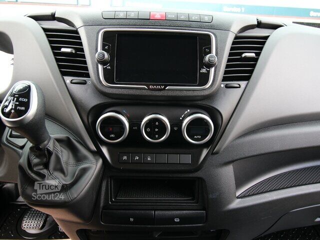 Furgon Iveco Daily 35 S 16 Hi-Matic 2.3 NAVI+LED+KAMERA+270°TÜREN+ACC