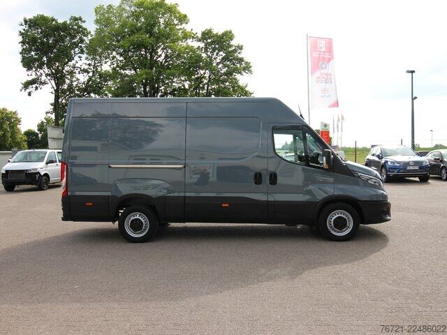 Furgon Iveco Daily 35 S 16 Hi-Matic 2.3 NAVI+LED+KAMERA+270°TÜREN+ACC