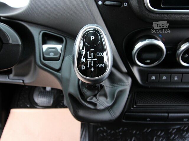 Furgon Iveco Daily 35 S 16 Hi-Matic 2.3 NAVI+LED+KAMERA+270°TÜREN+ACC