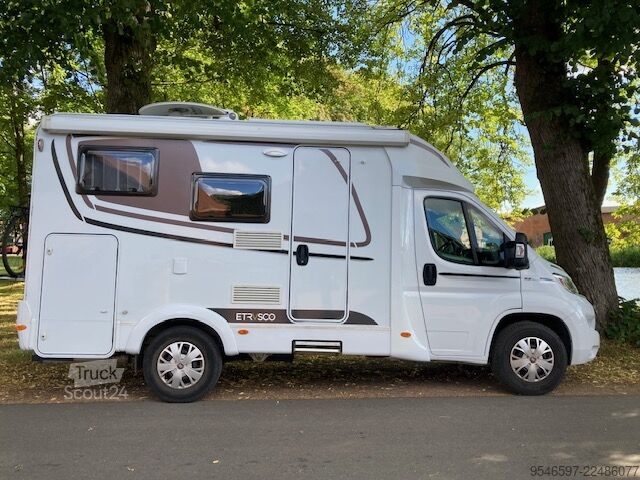 Halvintegrerad husbil FIAT Etrusco T 5900 DB