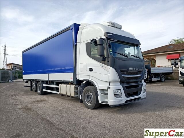 φορτηγό πλατφόρμα με μουσαμά Iveco STRALIS 260S51