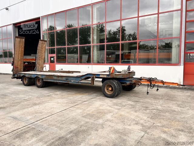 Low loader trailer Müller Mitteltal T3  3 Achs Tieflader mit ABS