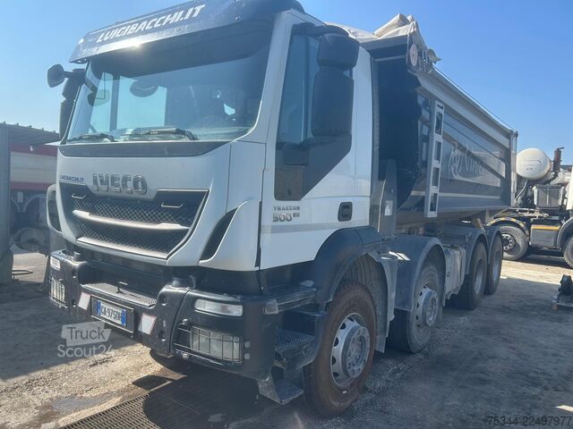 саміоскид Iveco Trakker 500