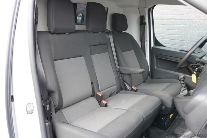 Slēgtais furgons Opel Vivaro 2.0 L2 145PK EURO 6 - Airco - Navi - Cru...