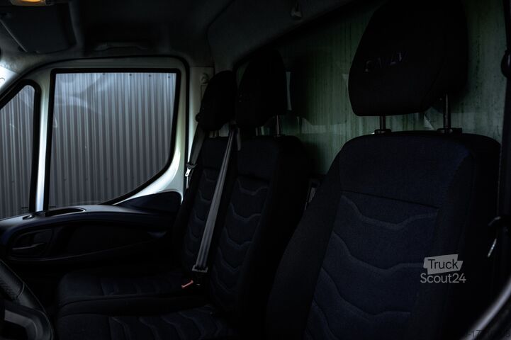 Valiză Iveco Daily 35C16 | Bakwagen met Laadklep | Automaat ...