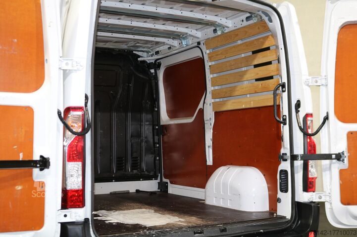 Fourgonnette Renault Master 2.3 dCi 135pk L1 H1 Airco Glasresteel