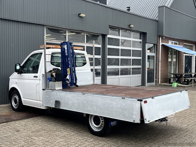 Camion à plateau avec grue Volkswagen Transporter 2.0 TDI L2H1 Laadkraan Amco Veba op...