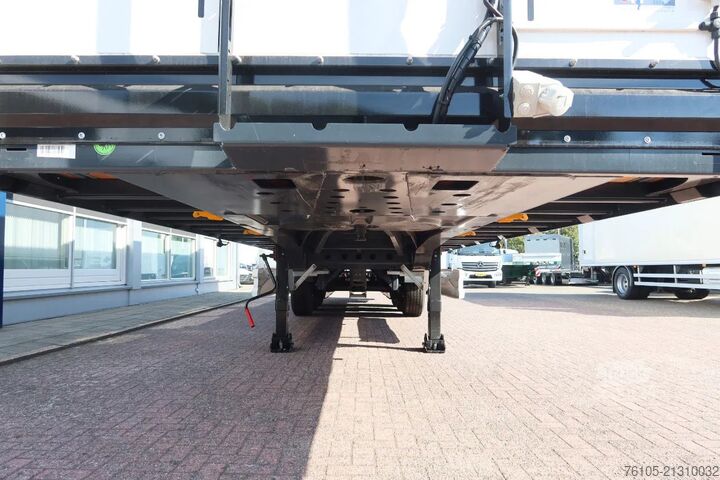 Valigia Wielton 3 Asser. Gesloten met Dhollandia klep 2500 kg L...