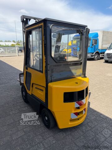 Priekinis krautuvas JUNGHEINRICH DFG 160-379 ZT Diesel 4-Zylinder
