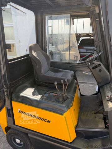Priekinis krautuvas JUNGHEINRICH DFG 160-379 ZT Diesel 4-Zylinder