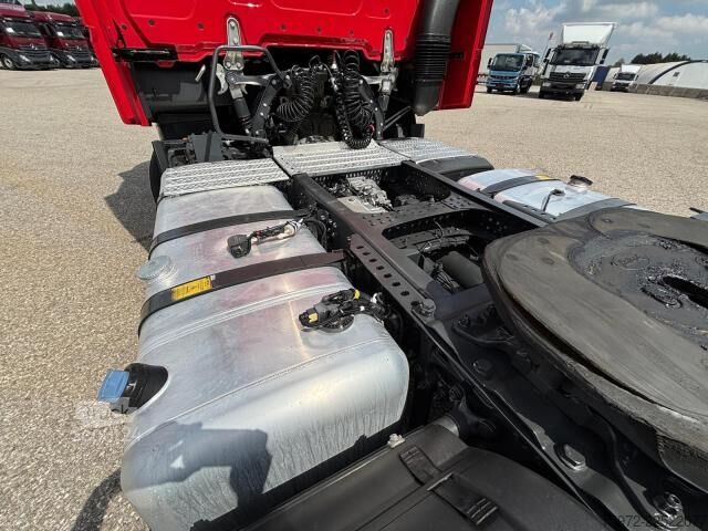 Cap tractor standard  Actros 1851 LS