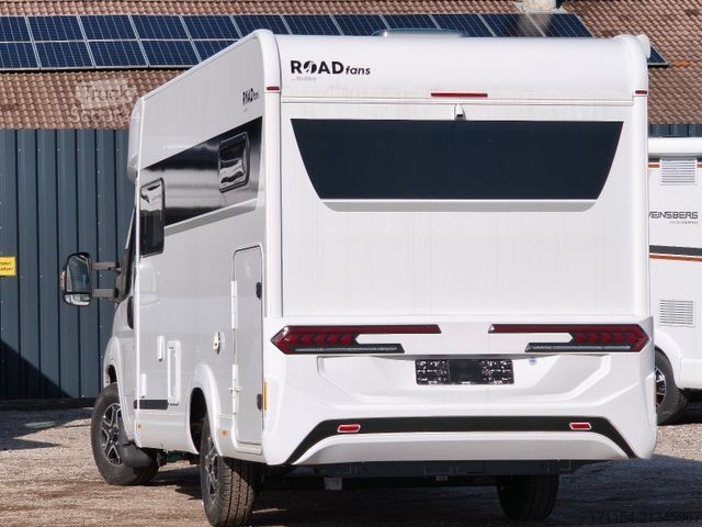 Caravana semiintegrada HOBBY Hobby C 680 GE Journey Automatik / Rahmenfens