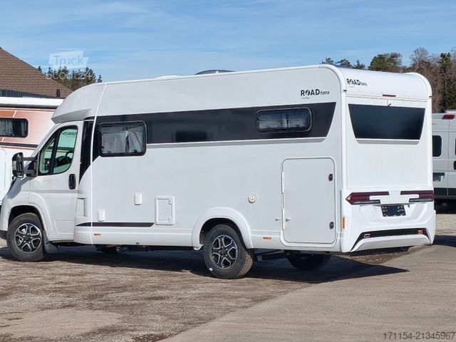 Caravana semiintegrada HOBBY Hobby C 680 GE Journey Automatik / Rahmenfens