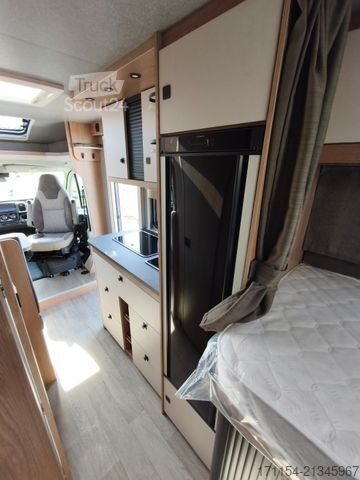 Caravana semiintegrada HOBBY Hobby C 680 GE Journey Automatik / Rahmenfens