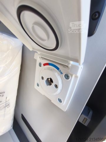 Kastenwagen Wohnmobil / Campervan YUCON 54 B, Solar,Navi, Markise,