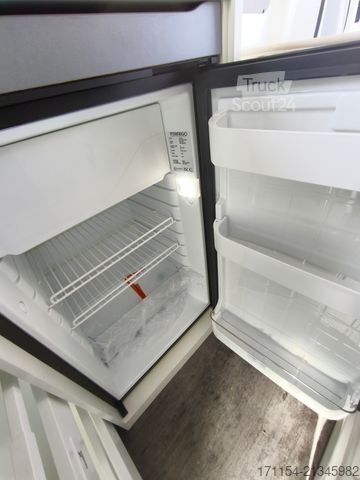 Kastenwagen Wohnmobil / Campervan YUCON 54 B, Solar,Navi, Markise,