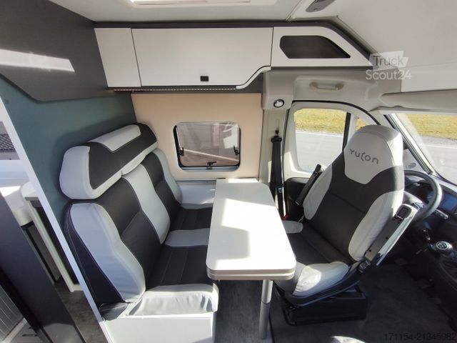 Kastenwagen Wohnmobil / Campervan YUCON 54 B, Solar,Navi, Markise,