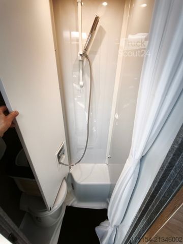 Półzintegrowany kamper DETHLEFFS Just Go! T 6815 EB  Hubbett,Automatik 5 Sitze