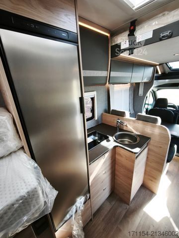 Półzintegrowany kamper DETHLEFFS Just Go! T 6815 EB  Hubbett,Automatik 5 Sitze