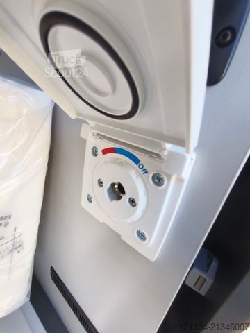 Kastenwagen Wohnmobil / Campervan YUCON 54 B, Solar,Navi, Markise,