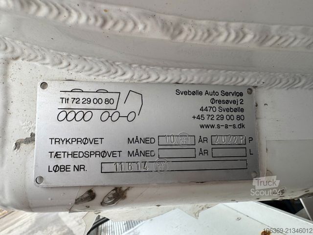 Camião cisterna VOLVO FM 460 8x2*6 24.125 l. ADR Tanktruck