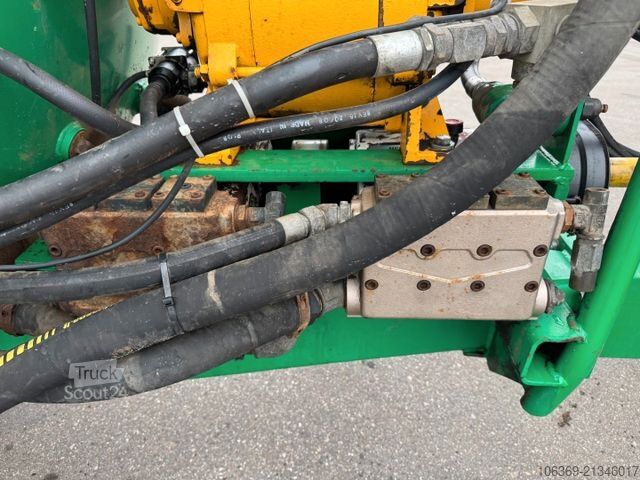 Camião-cisterna de vácuo Case MXM190 / Samson Vacuum Cleaner 8000 L