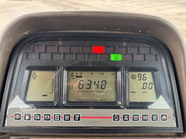 Camião-cisterna de vácuo Case MXM190 / Samson Vacuum Cleaner 8000 L