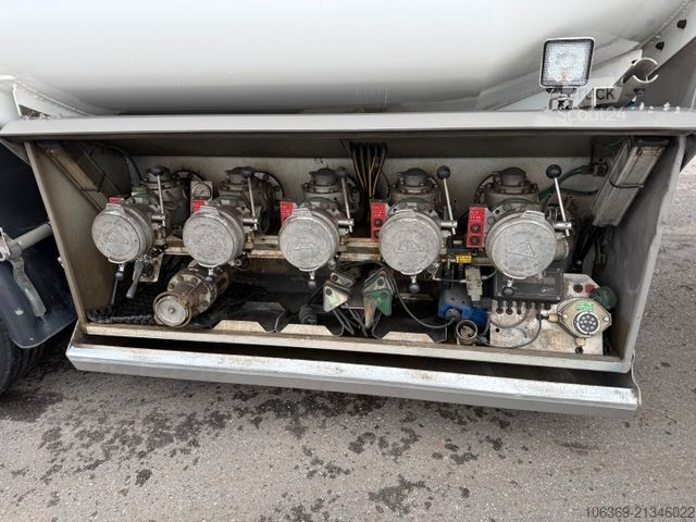 Puspiekabes cisterna  HMK Bilcon TS2 33.000 l. ADR Diesel / Petrol