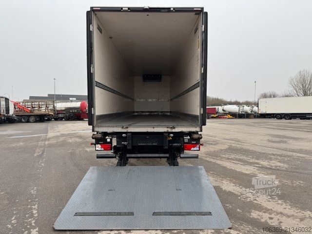 Chłodnia (samochód ciężarowy) MAN TGM 26.340 6x2*4 Euro 6 Chereau / Carrier 9.8 m