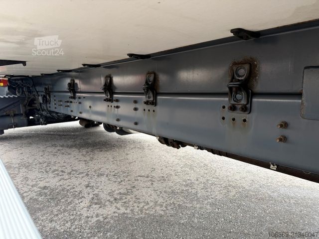 Šaldytuvas sunkvežimis SCANIA P250 4x2 Carrier Supra 950 mt. 8,7 m Box