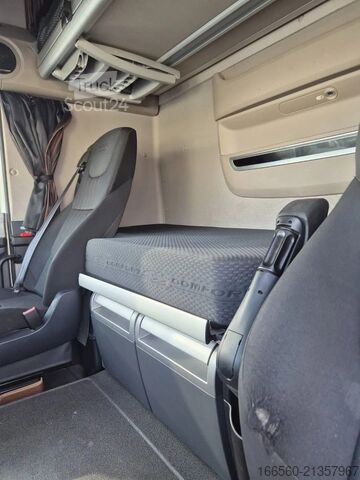 Standardni traktor DAF XF 530 FT SUPER SPACE CAB ZF INTARDER