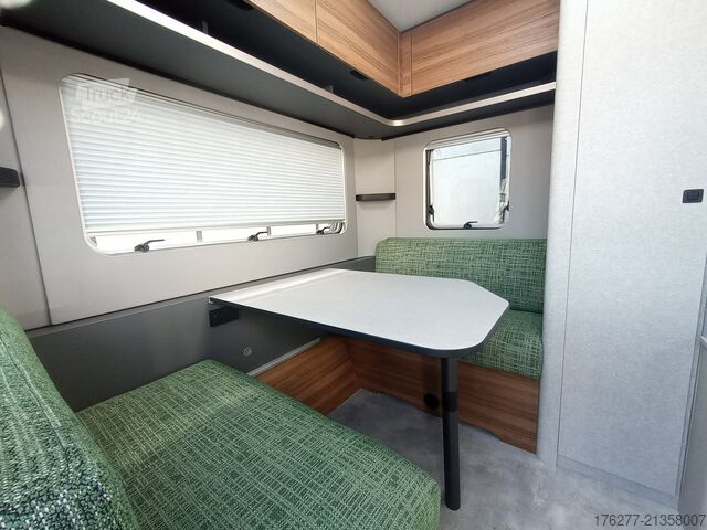 Touring caravan Eriba NovaLine 470