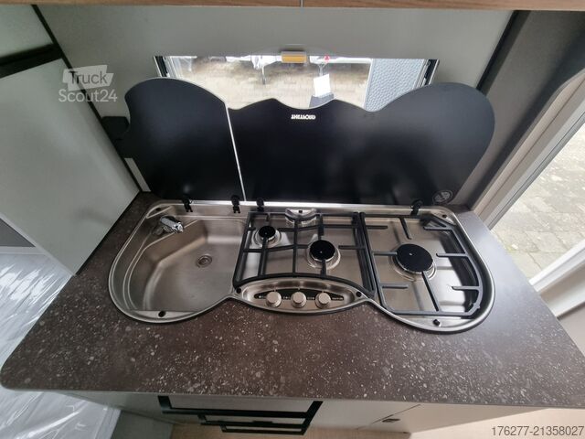 Kelioninis namelis ant ratų Burstner B66 490 TL