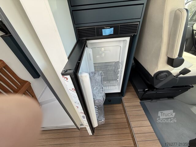 Kempervans Eriba Car 602 Oyster Silver - Indium Grey VW