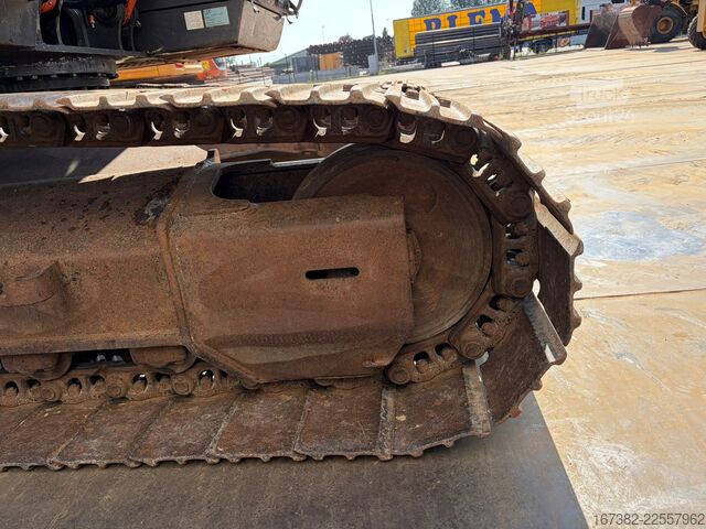 Rupsgraafmachine Hitachi ZX210LC-3